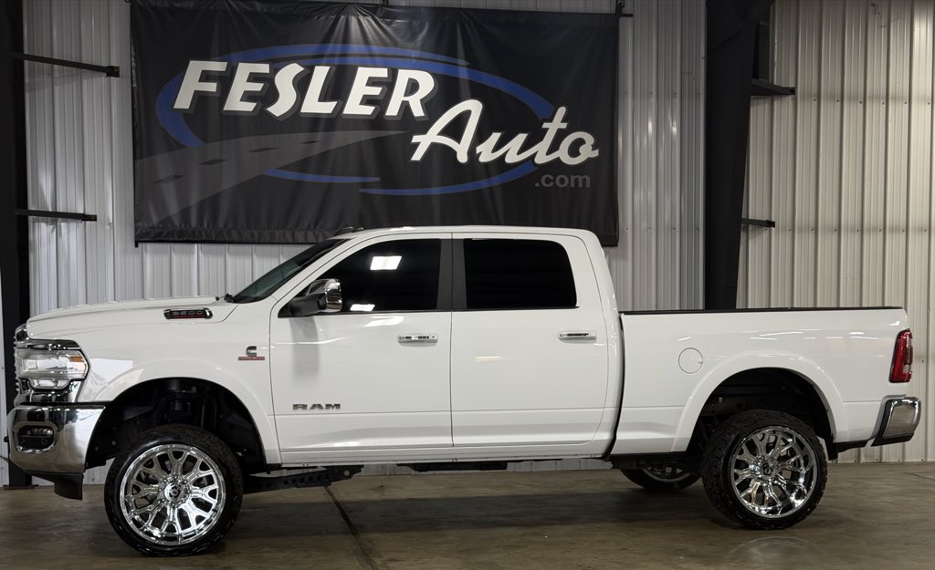 Photo 33 of this Ram 2500