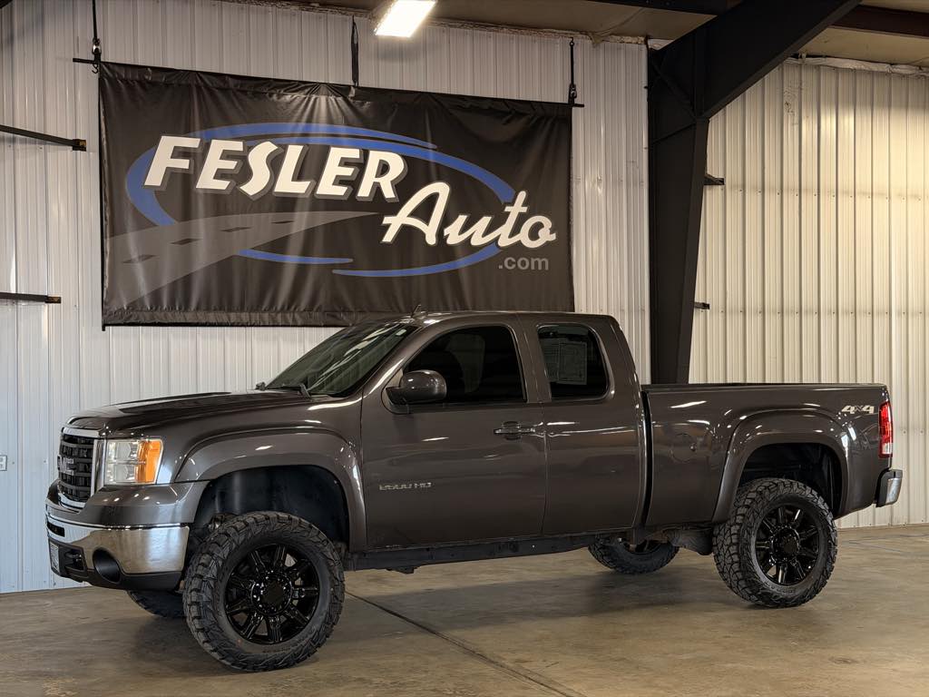 Photo 4 of this GMC Sierra 2500HD