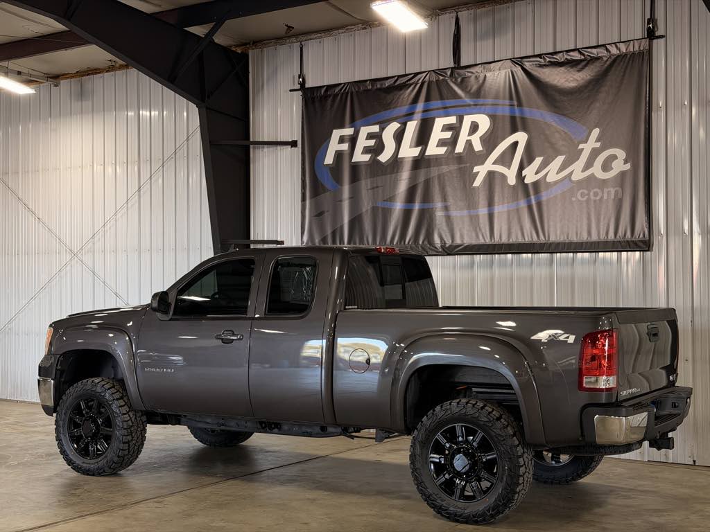 Photo 6 of this GMC Sierra 2500HD