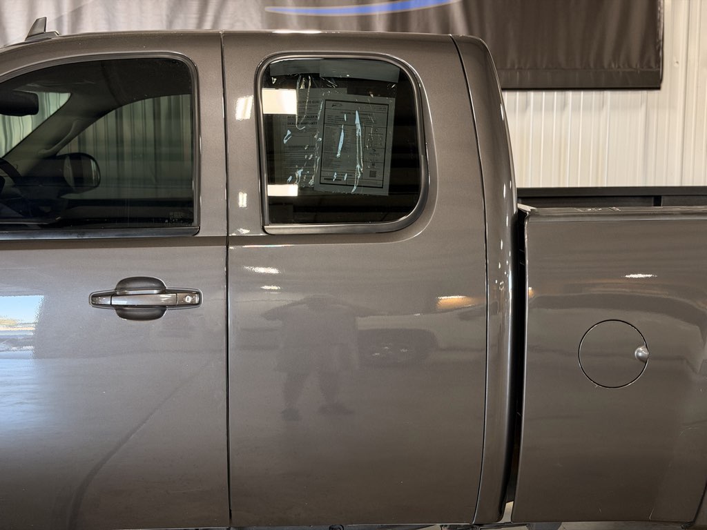 Photo 15 of this GMC Sierra 2500HD