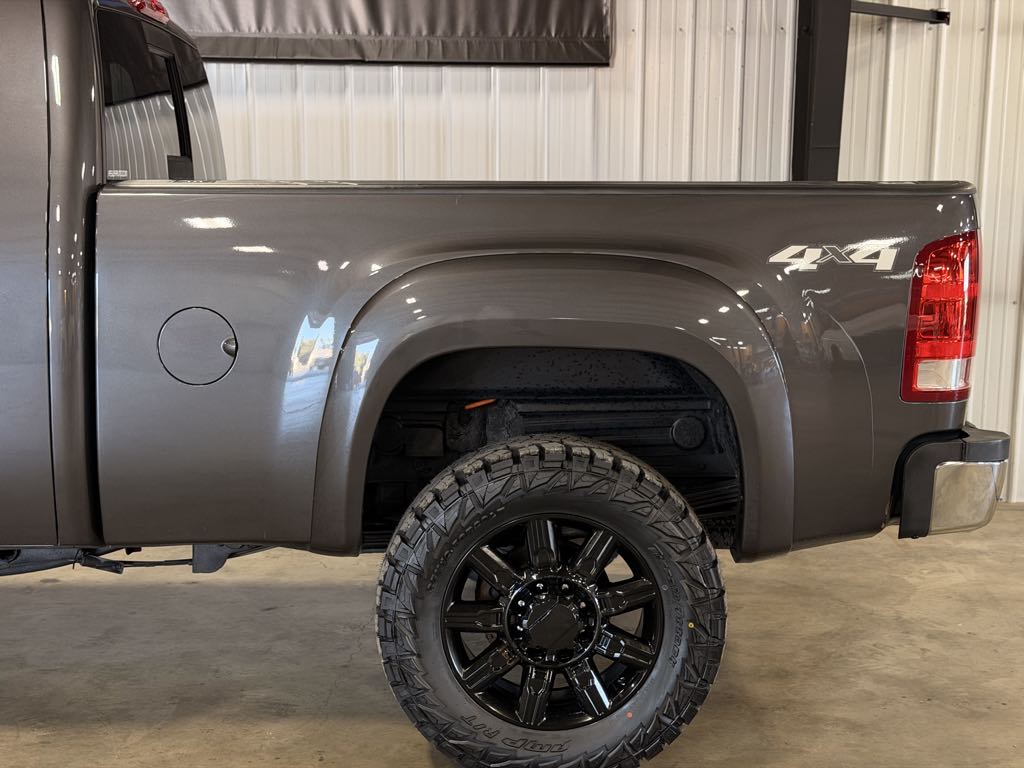 Photo 16 of this GMC Sierra 2500HD