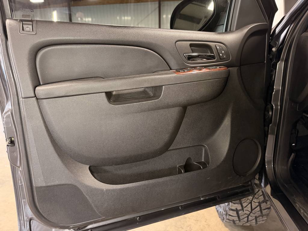 Photo 17 of this GMC Sierra 2500HD