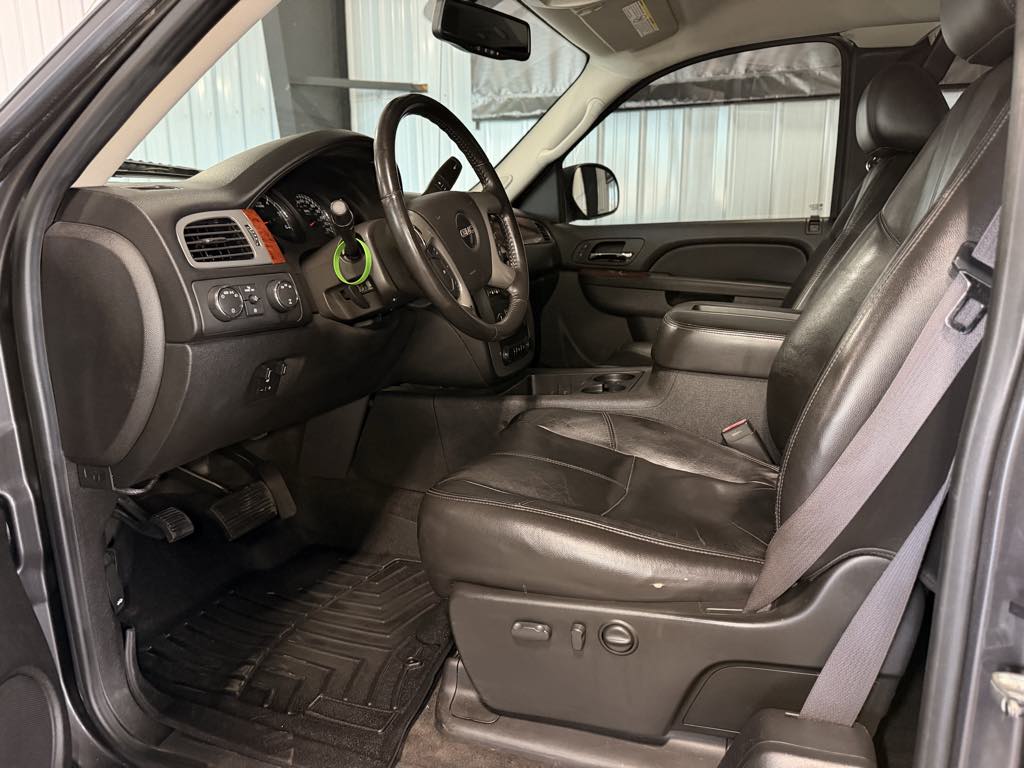 Photo 18 of this GMC Sierra 2500HD