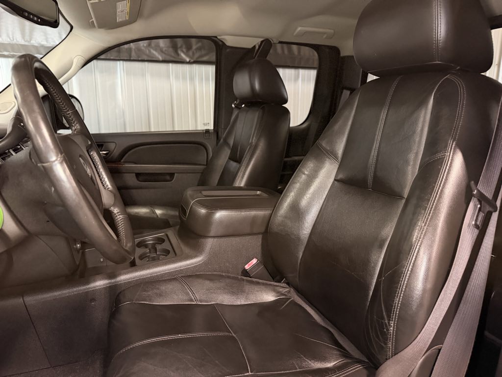 Photo 21 of this GMC Sierra 2500HD