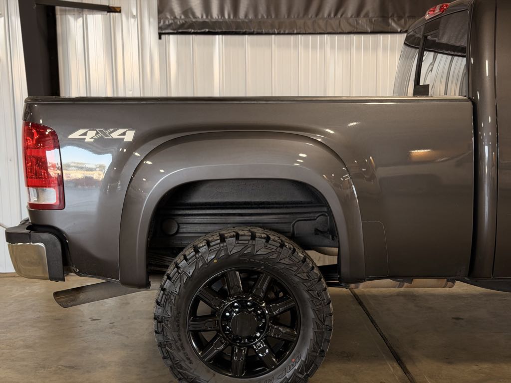 Photo 32 of this GMC Sierra 2500HD