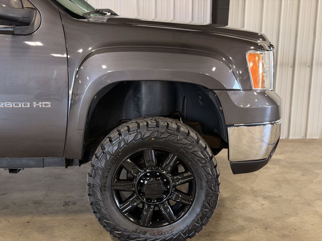 Photo 35 of this GMC Sierra 2500HD