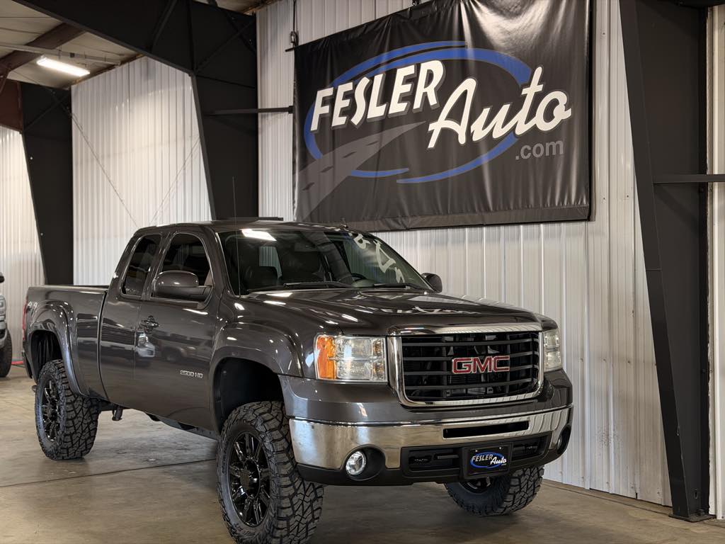Photo 40 of this GMC Sierra 2500HD