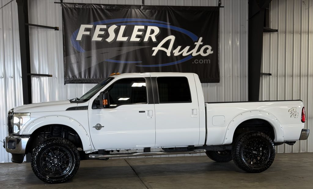 Photo 2 of this Ford Super Duty F-250 SRW
