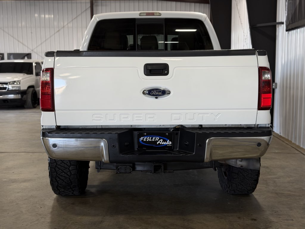 Photo 4 of this Ford Super Duty F-250 SRW
