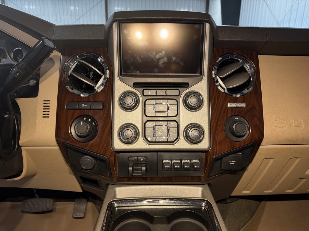 Photo 8 of this Ford Super Duty F-250 SRW