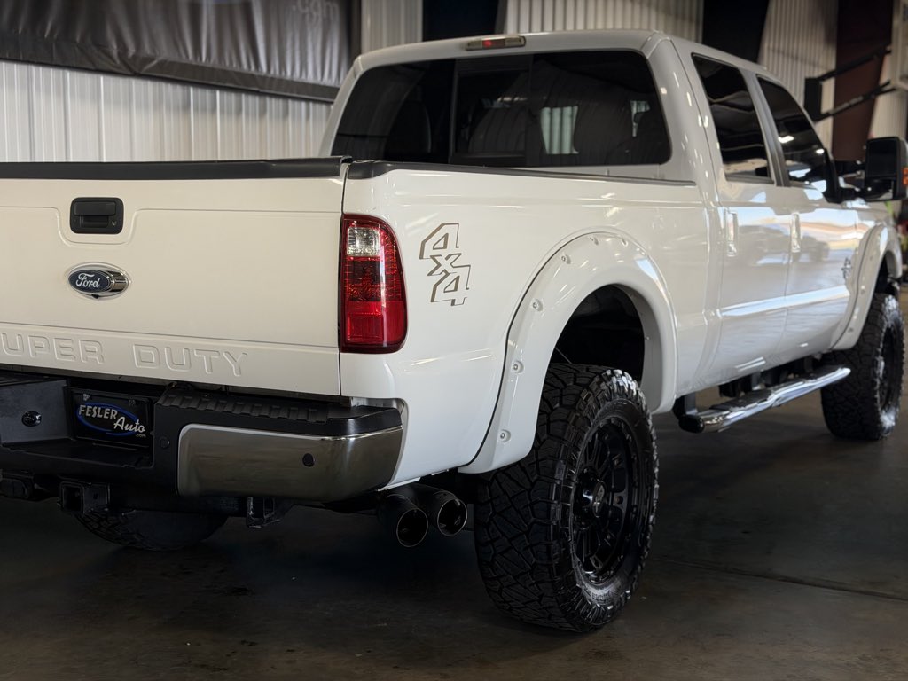 Photo 25 of this Ford Super Duty F-250 SRW