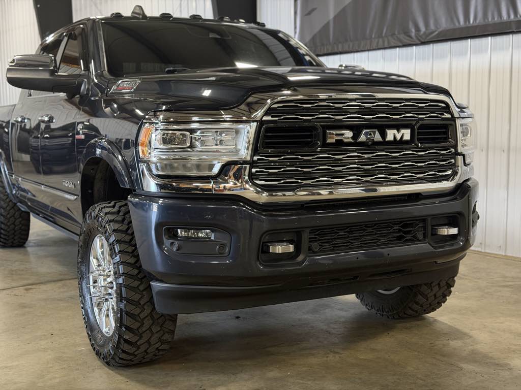 Photo 15 of this Ram 2500