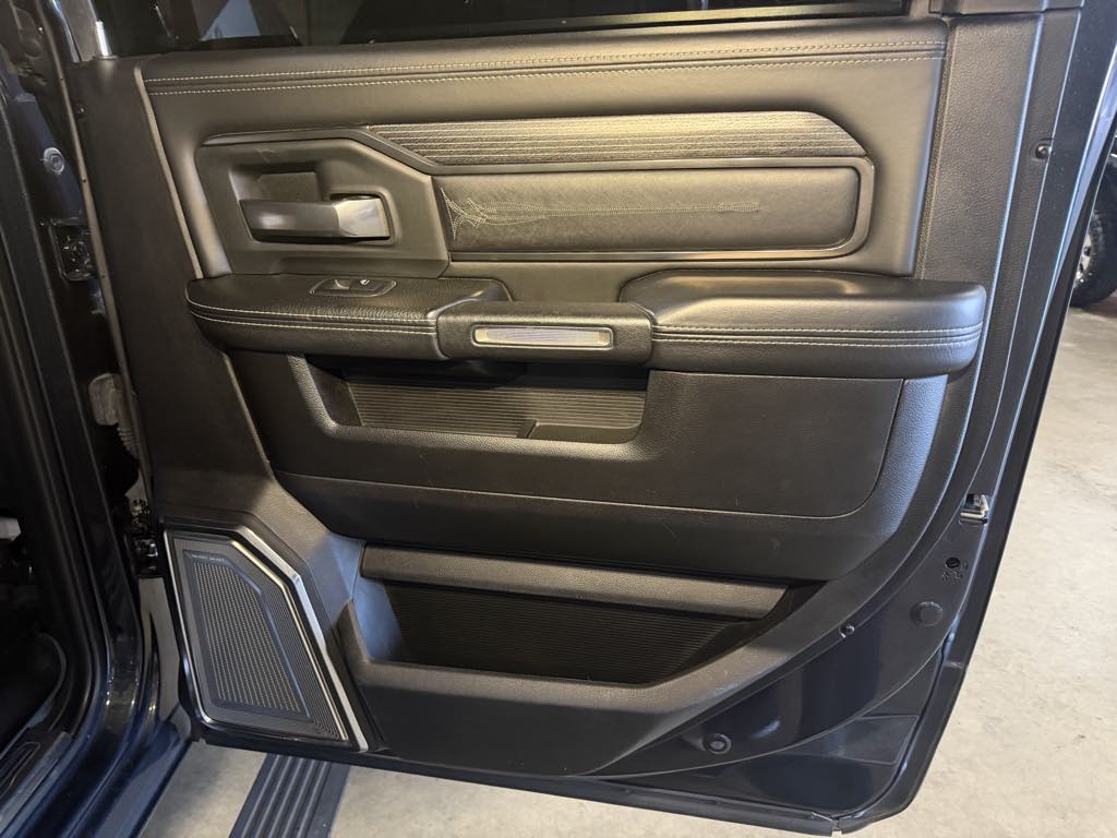 Photo 17 of this Ram 2500