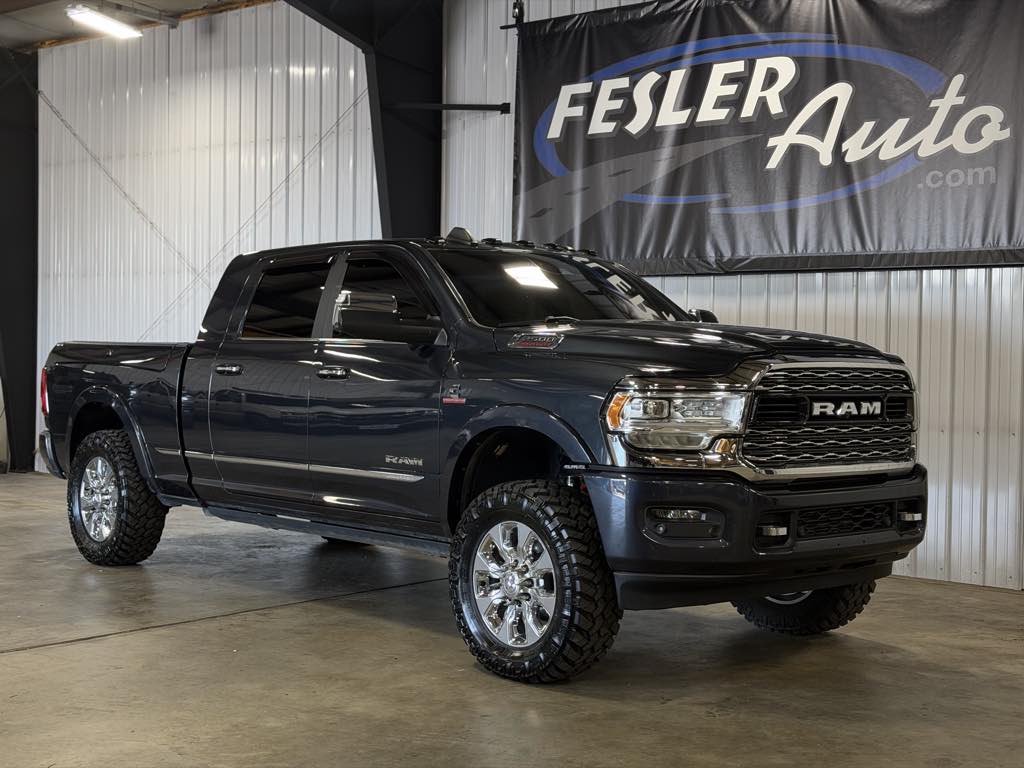 Photo 27 of this Ram 2500