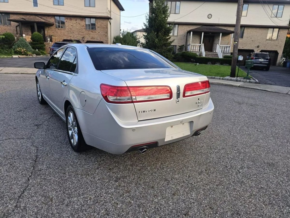 Sold 2012 Lincoln MKZ in South Hackensack