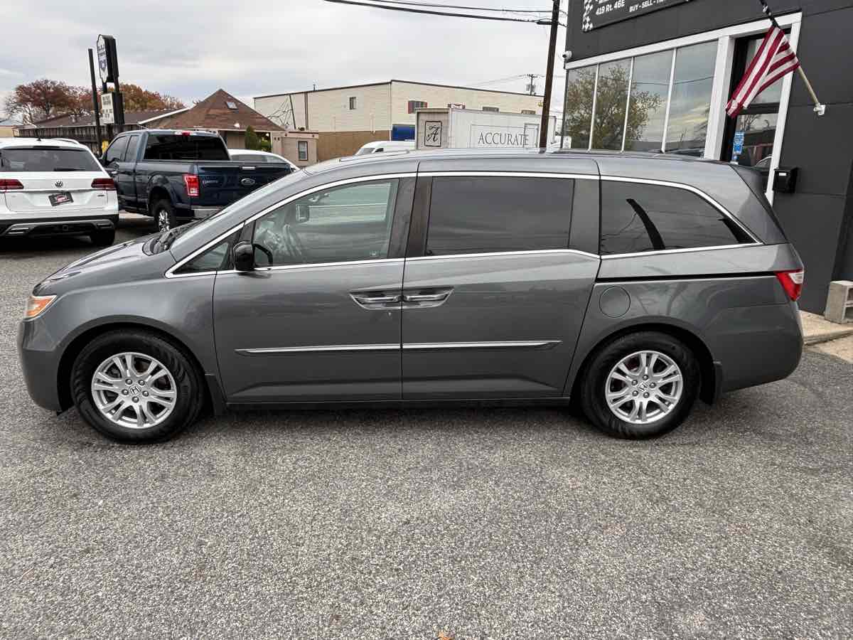 2012 Honda Odyssey EX-L photo 2