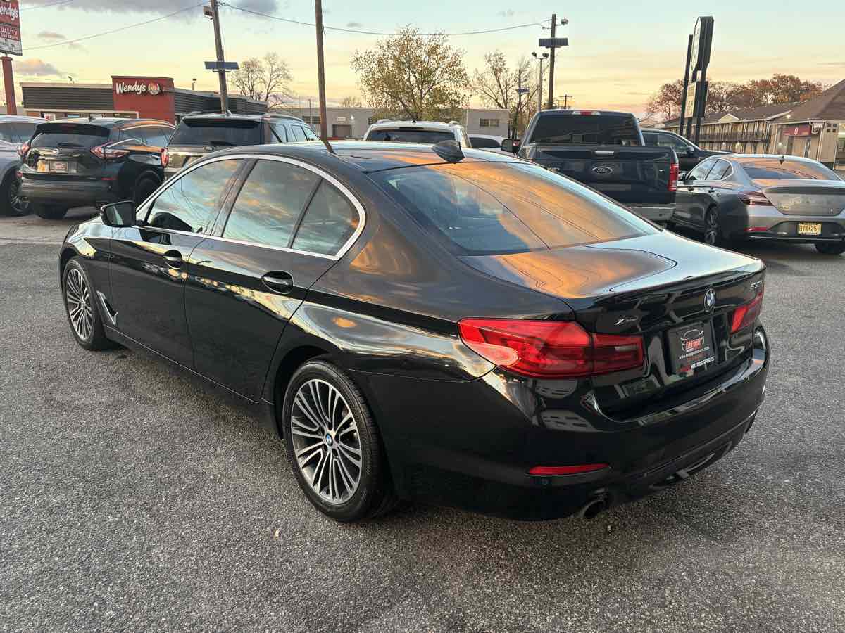 2019 Bmw 530i xDrive Sedan photo 3