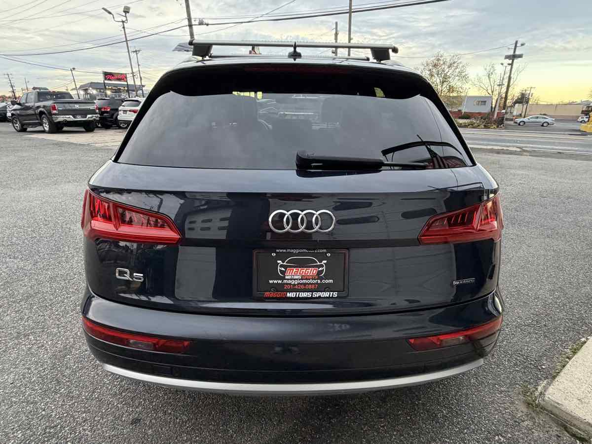 2019 Audi Q5 Premium 45 TFSI photo 4