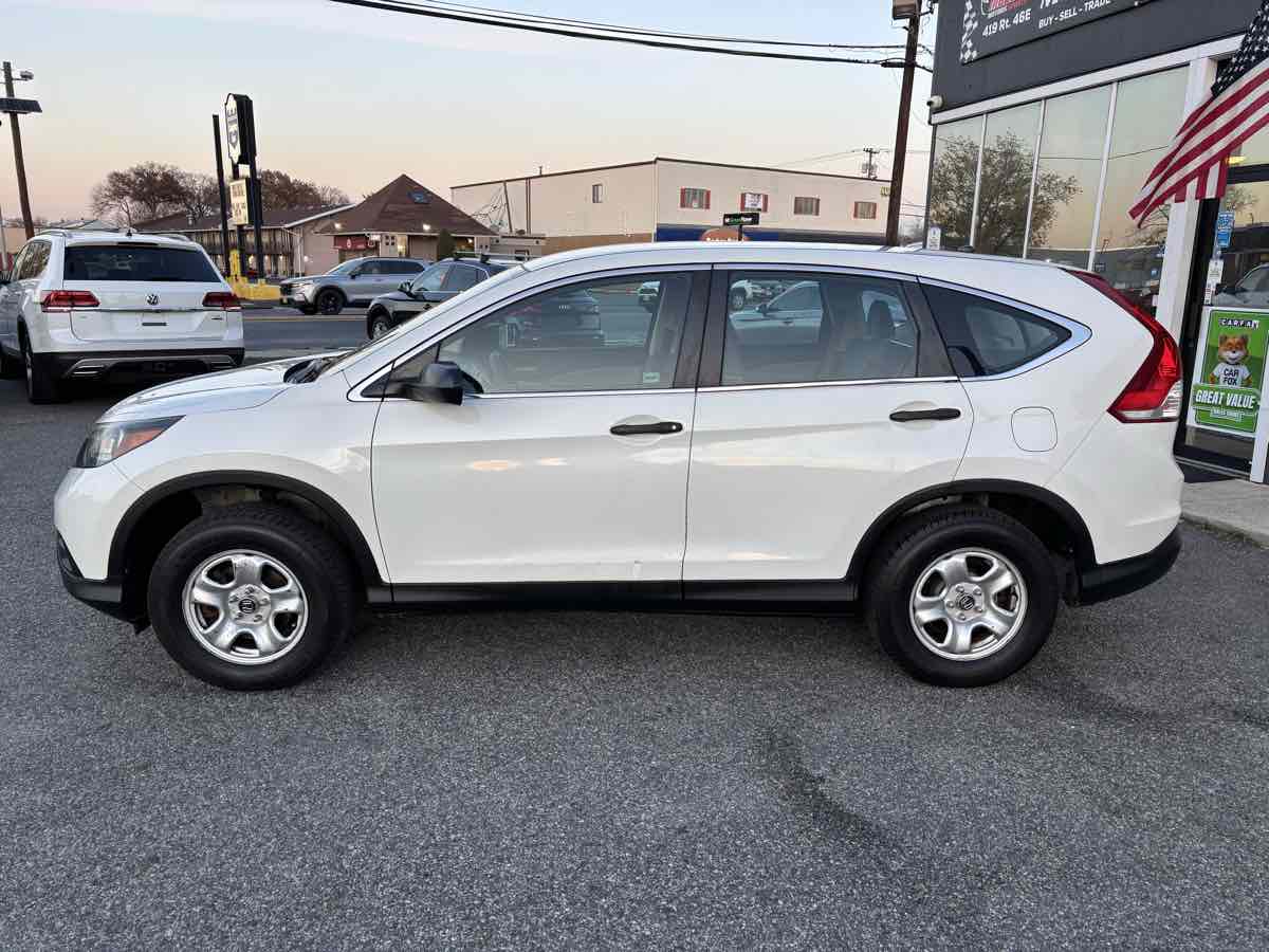 2014 Honda CR-V LX photo 2