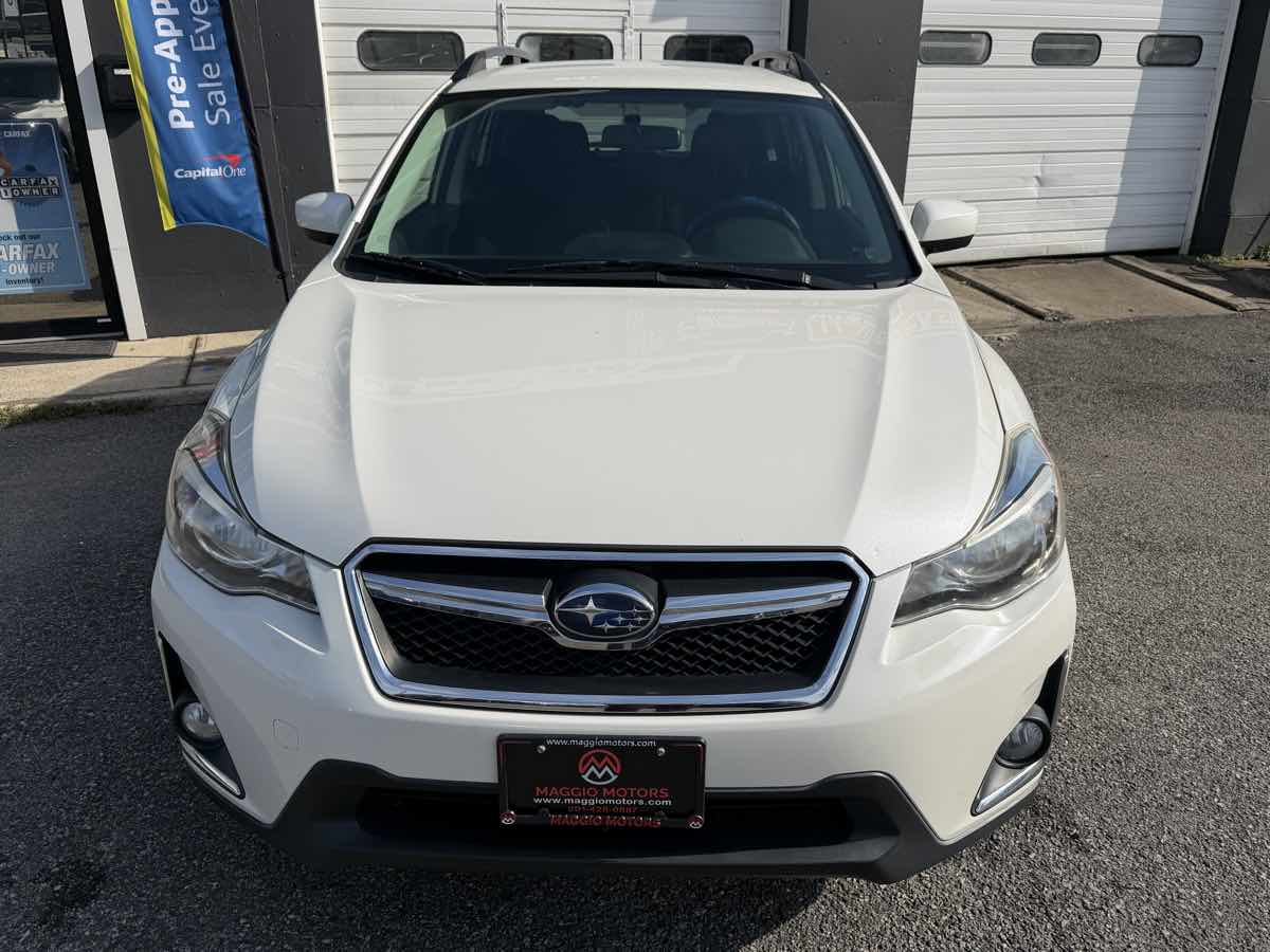 Photo 8 of this Subaru Crosstrek