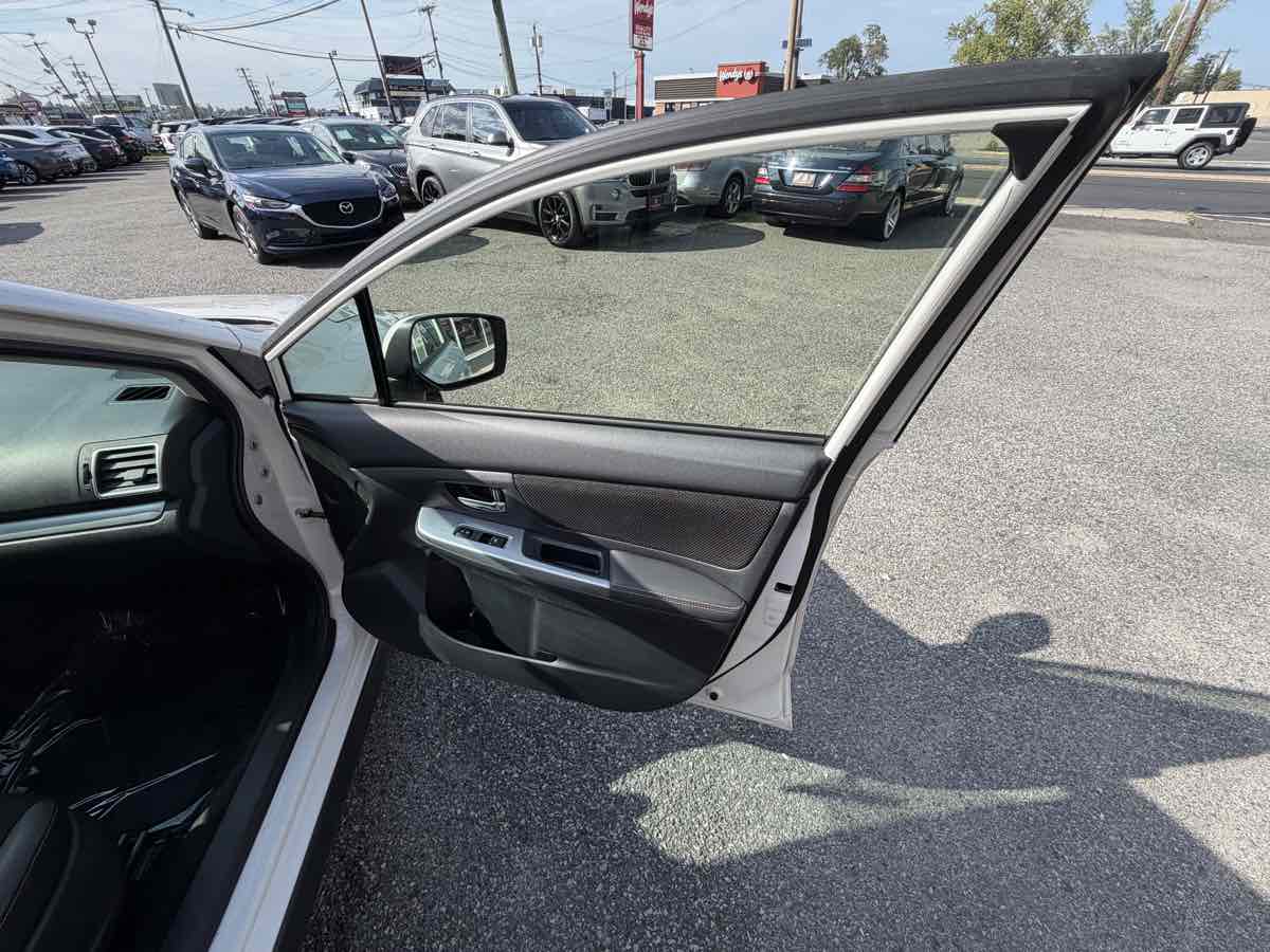 Photo 16 of this Subaru Crosstrek