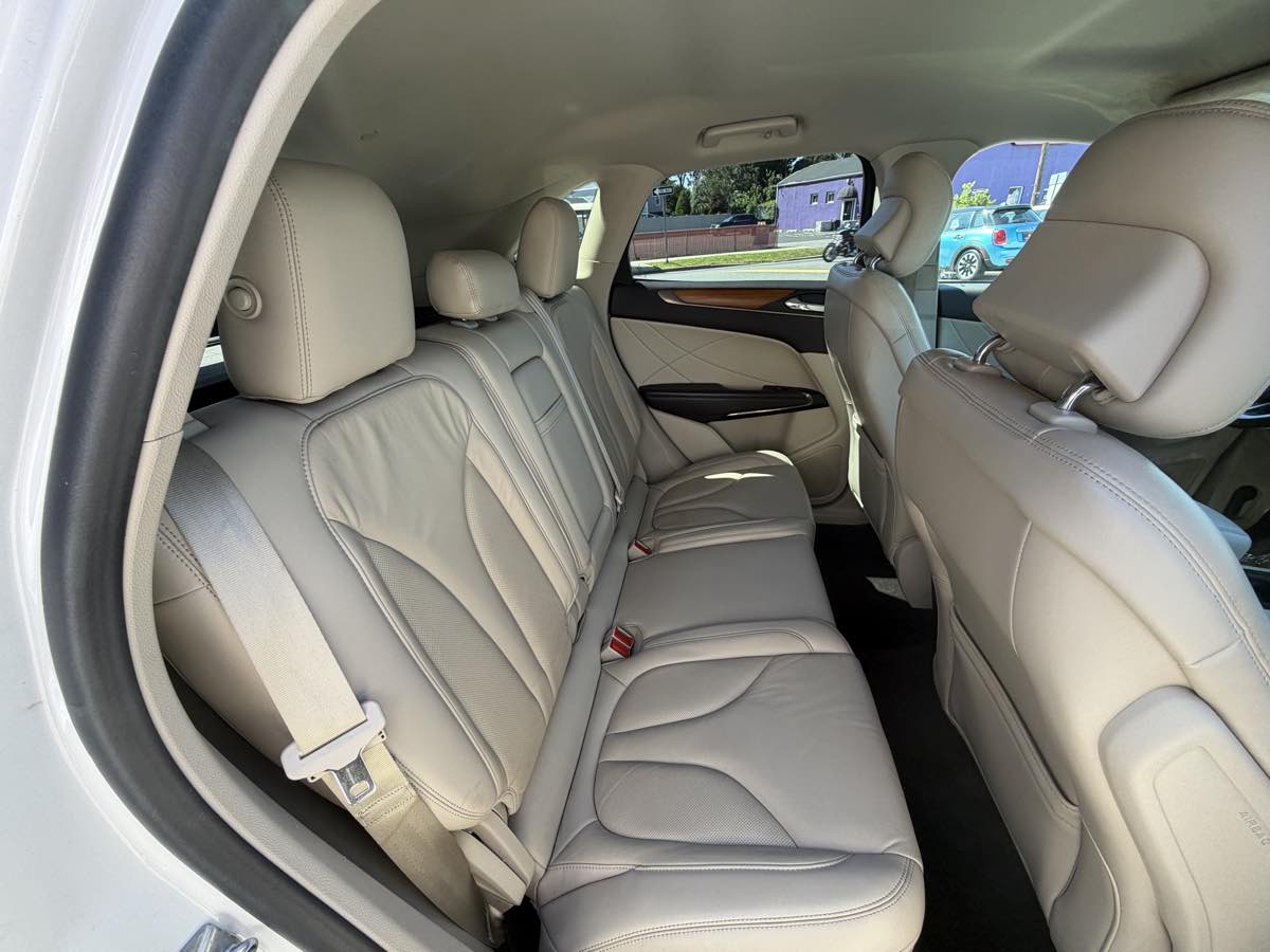 Photo 13 of this Lincoln MKC