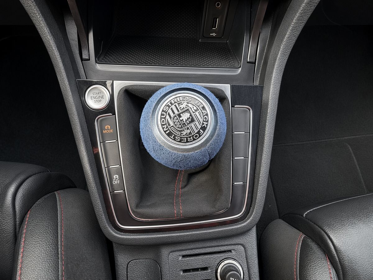 Photo 21 of this Volkswagen Golf GTI