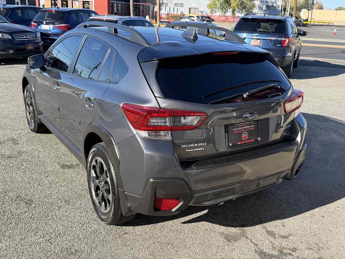 Photo 3 of this Subaru Crosstrek