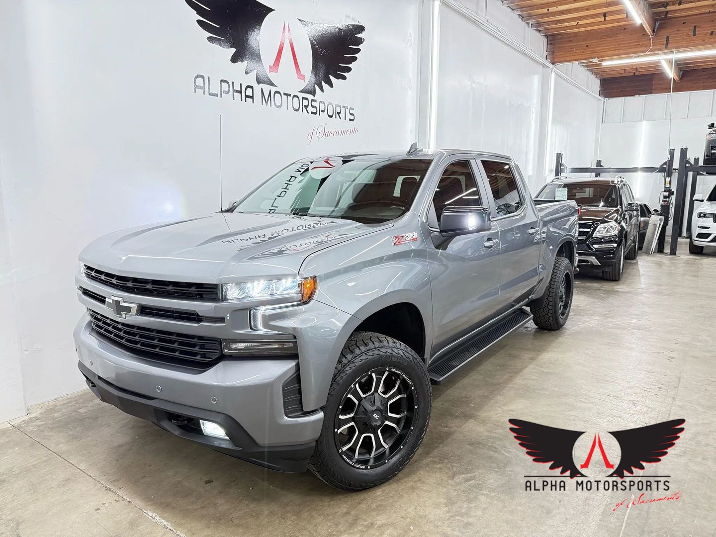 2020 Chevrolet Silverado 1500 RST Crew Cab 4WD