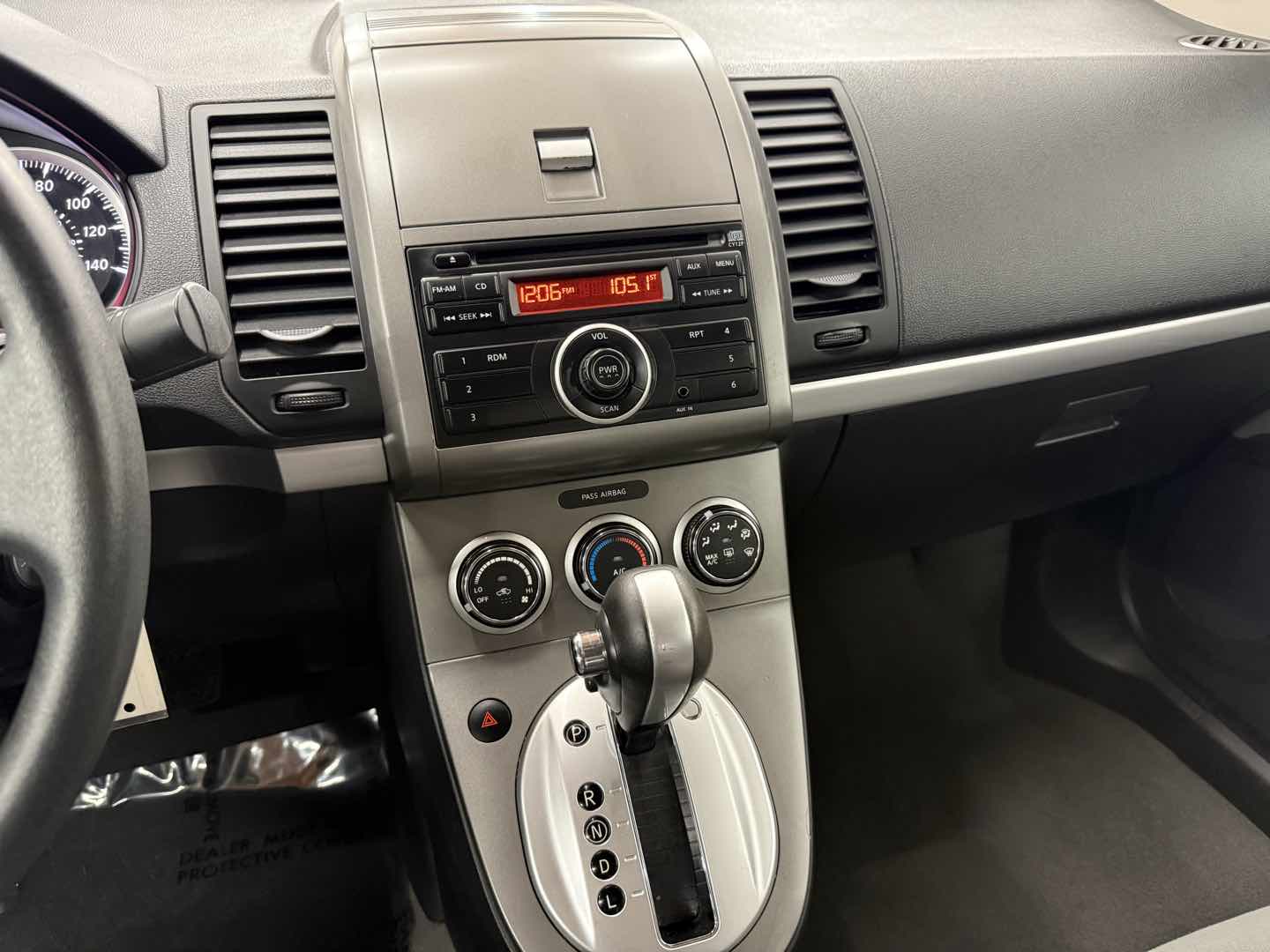 2012 Nissan Sentra - Photo 16