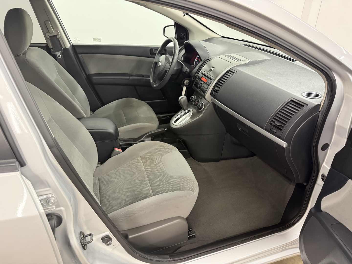 2012 Nissan Sentra - Photo 18