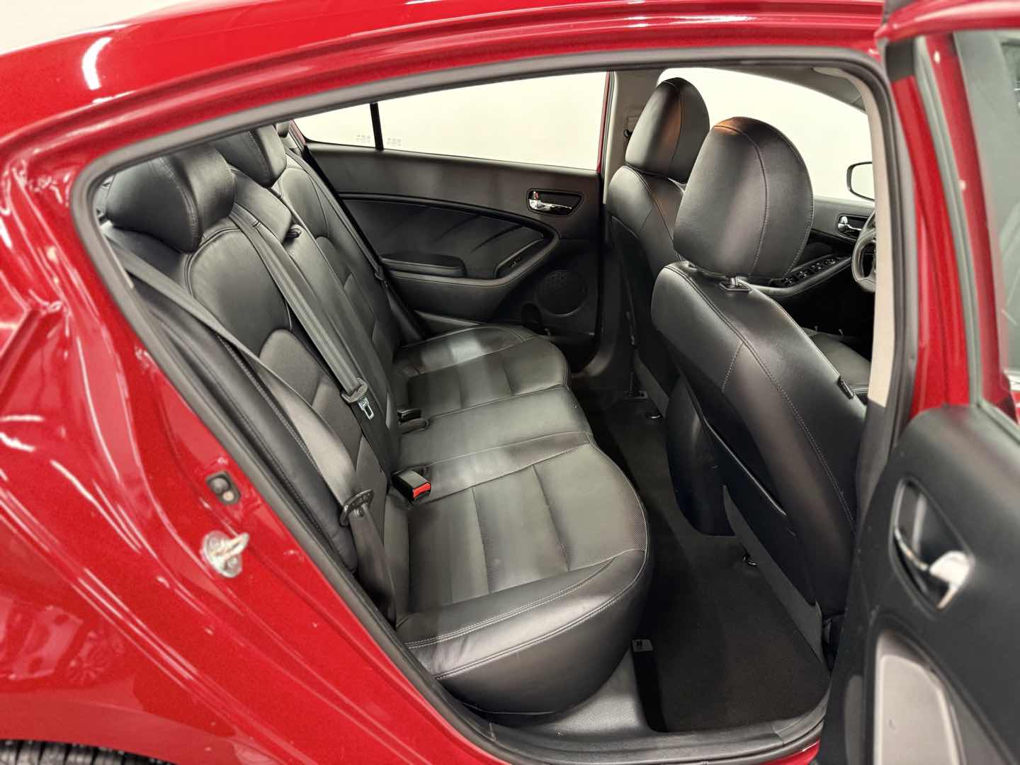2016 Kia Forte EX - Photo 17