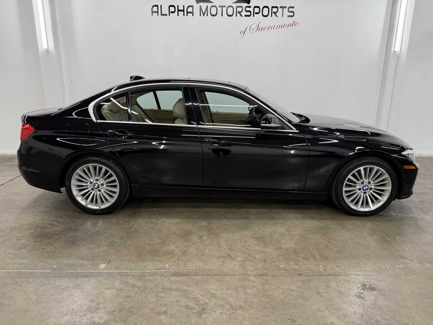 2013 BMW 3 Series 328i - Photo 10