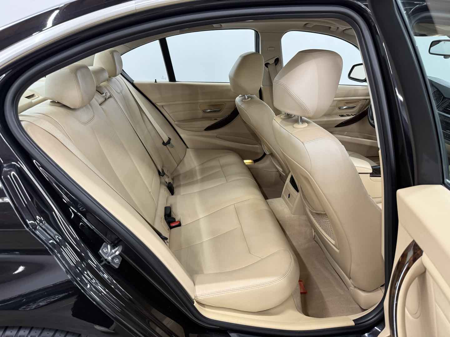 2013 BMW 3 Series 328i - Photo 18
