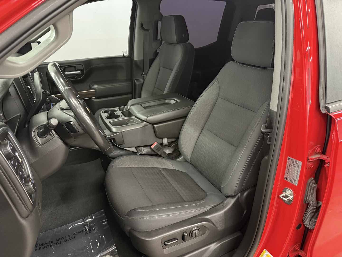 2019 Chevrolet Silverado 1500 LT - Photo 15