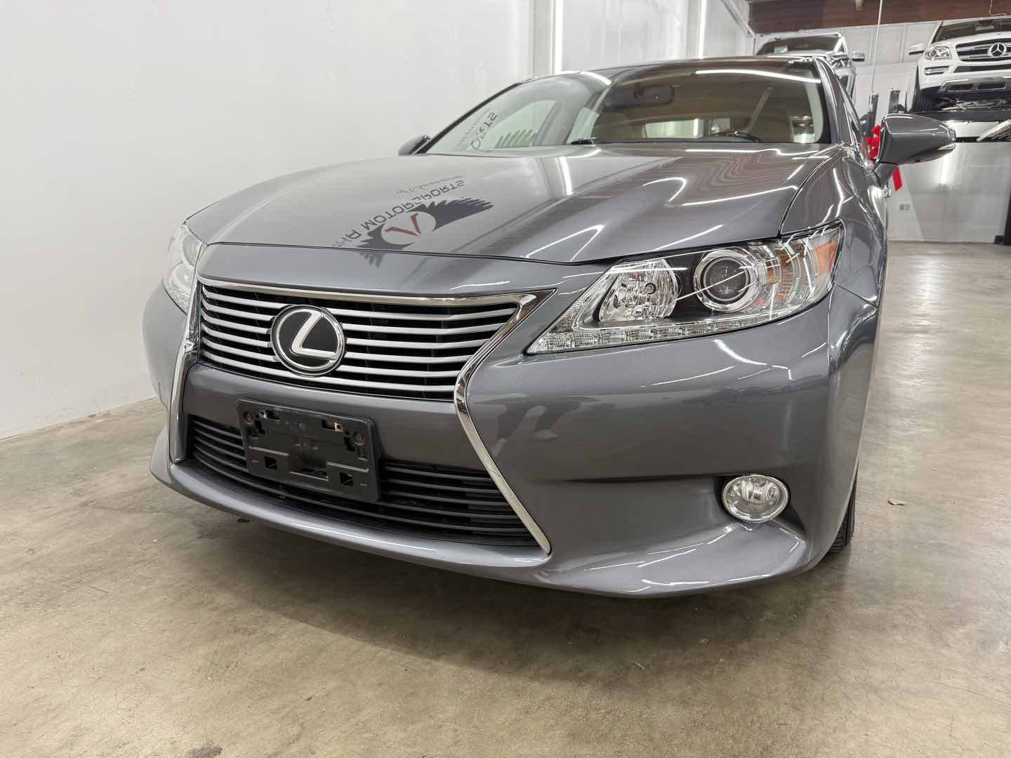 2015 Lexus ES 350 - Photo 5