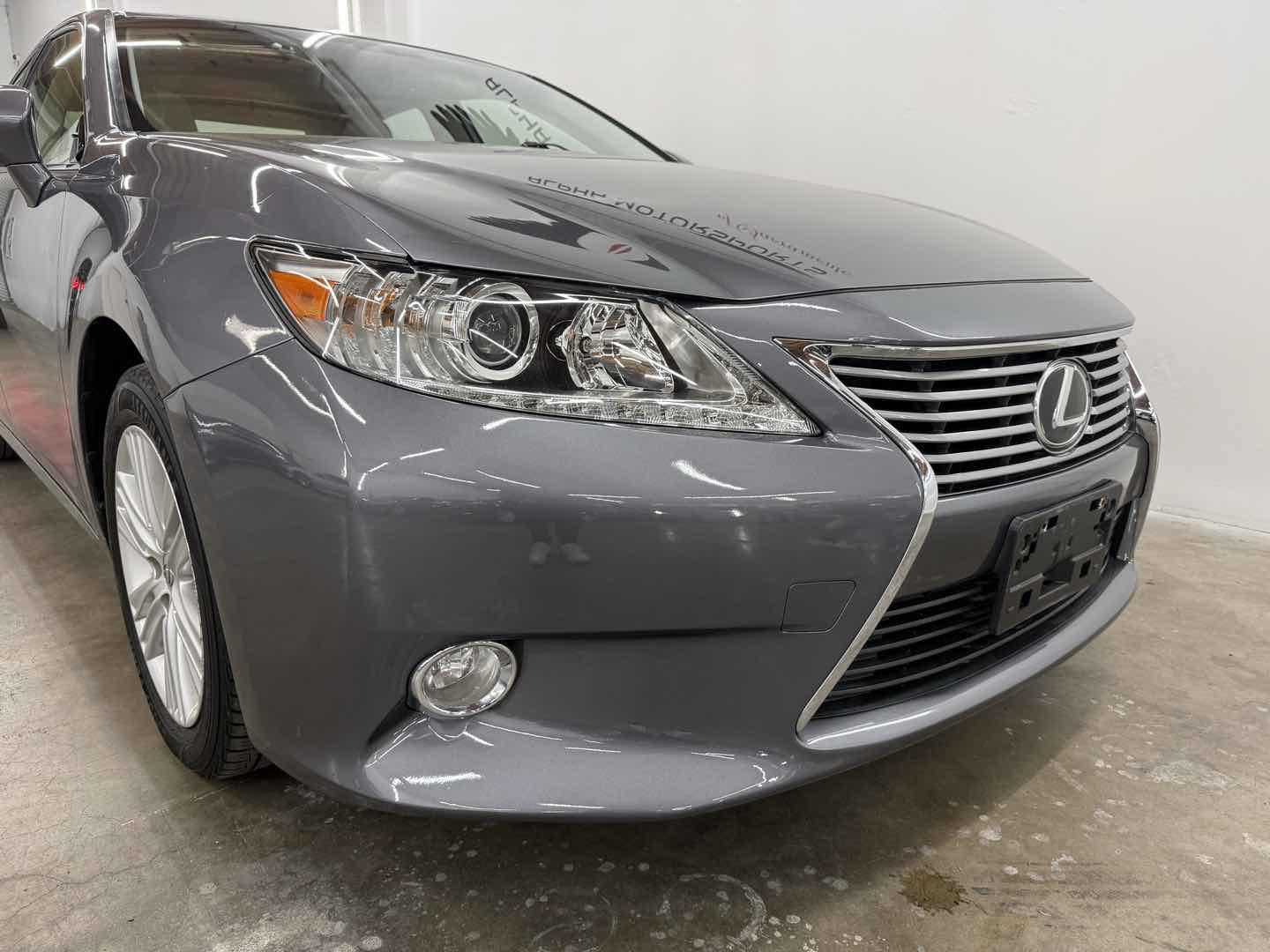 2015 Lexus ES 350 - Photo 10