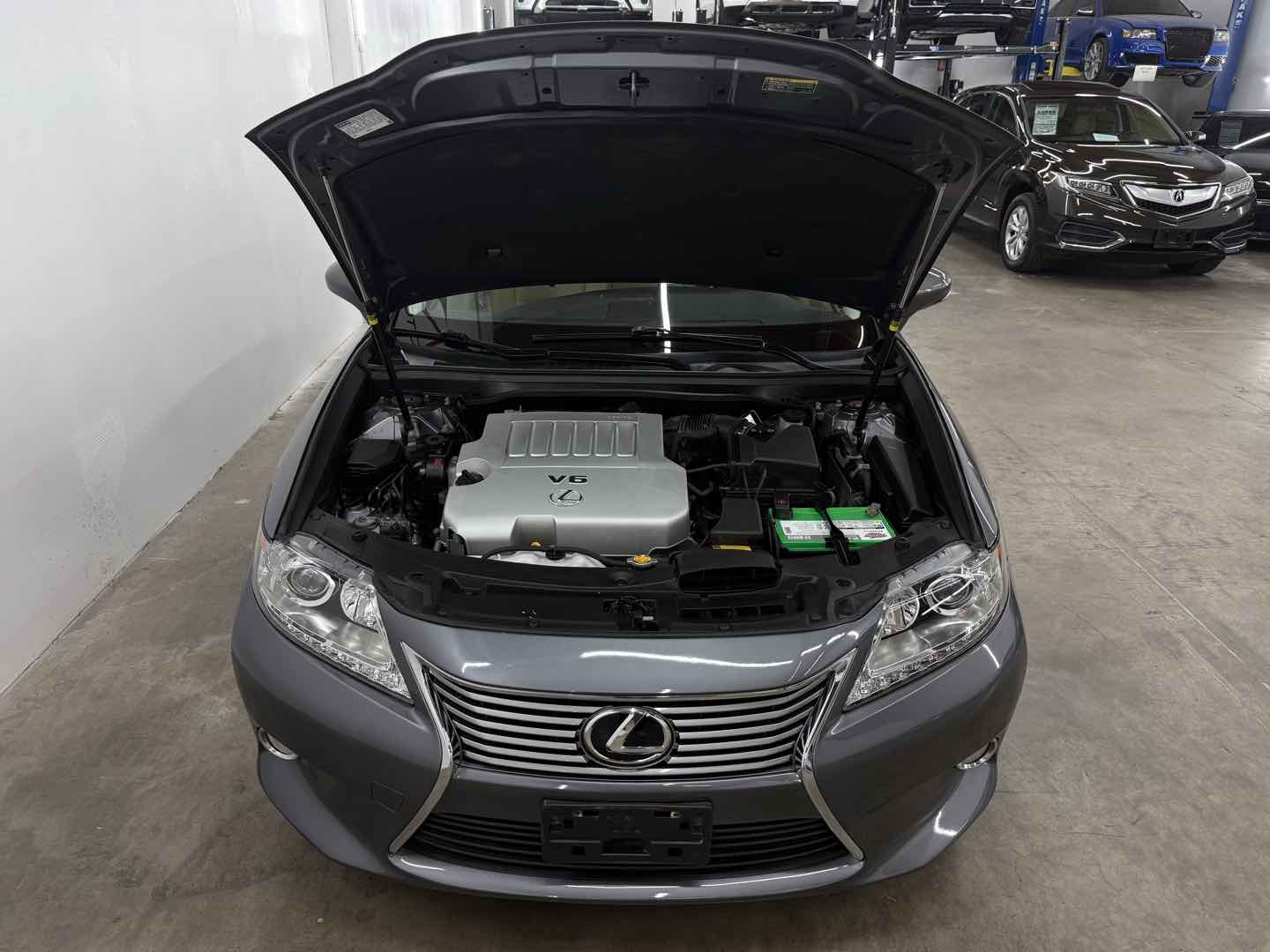 2015 Lexus ES 350 - Photo 13
