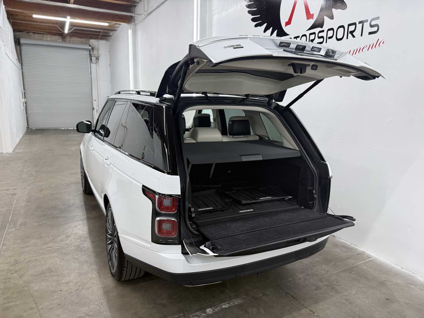 2020 Land Rover Range Rover HSE - Photo 13