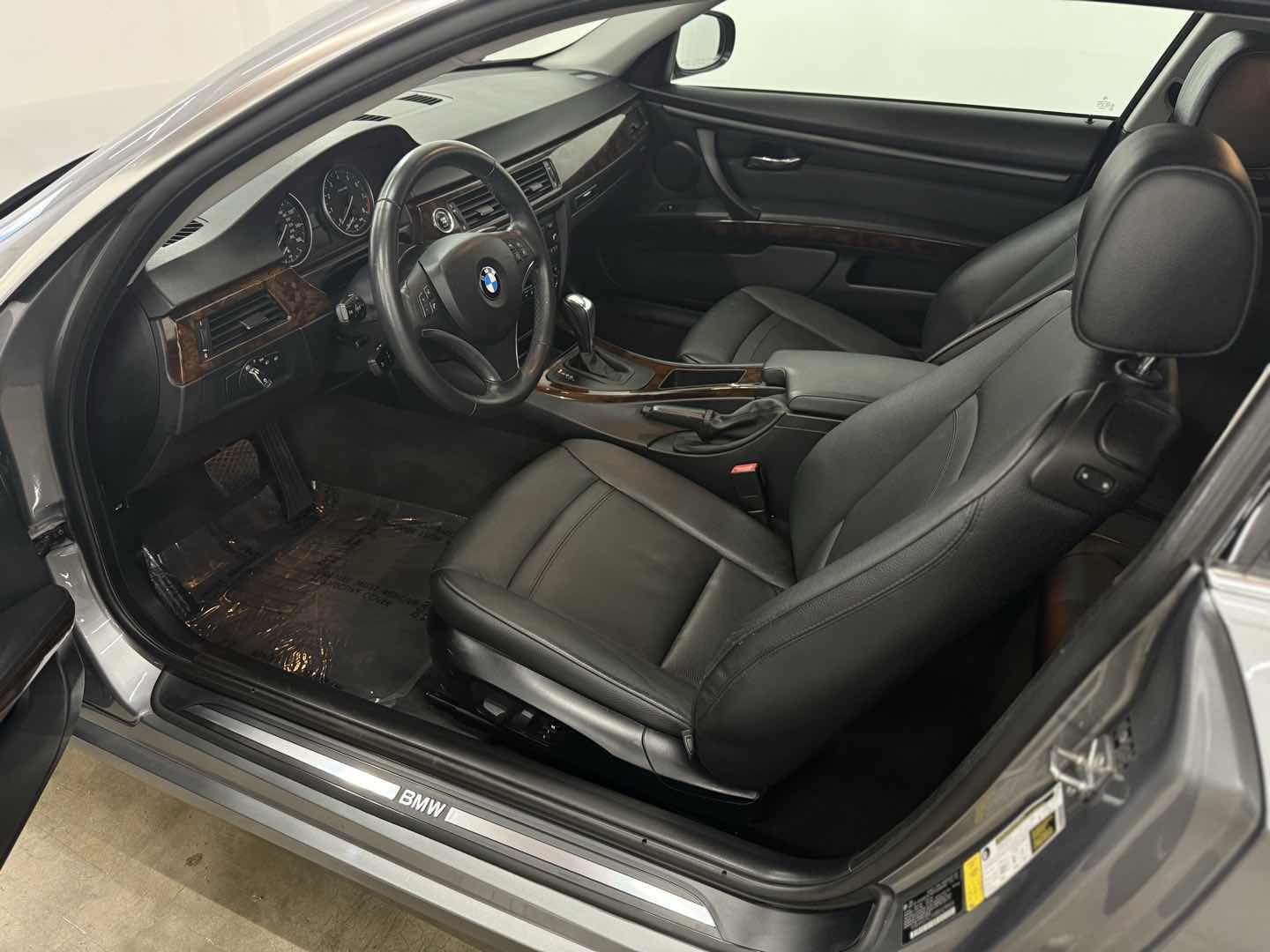 2011 BMW 3 Series 328i - Photo 15