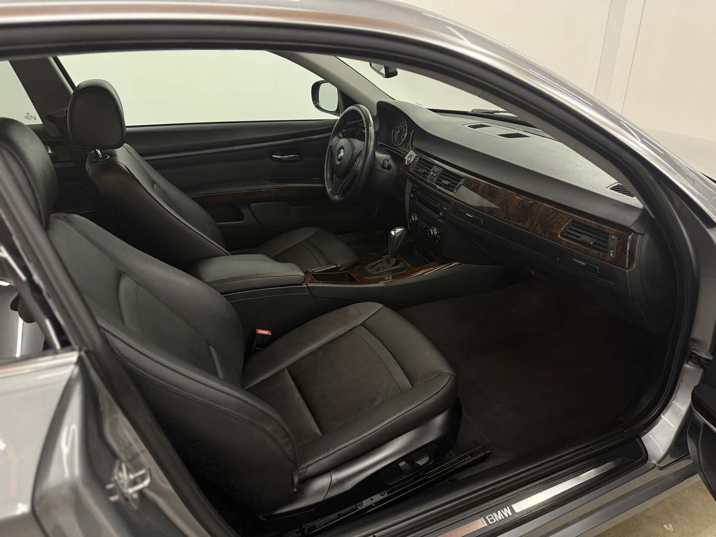 2011 BMW 3 Series 328i - Photo 17