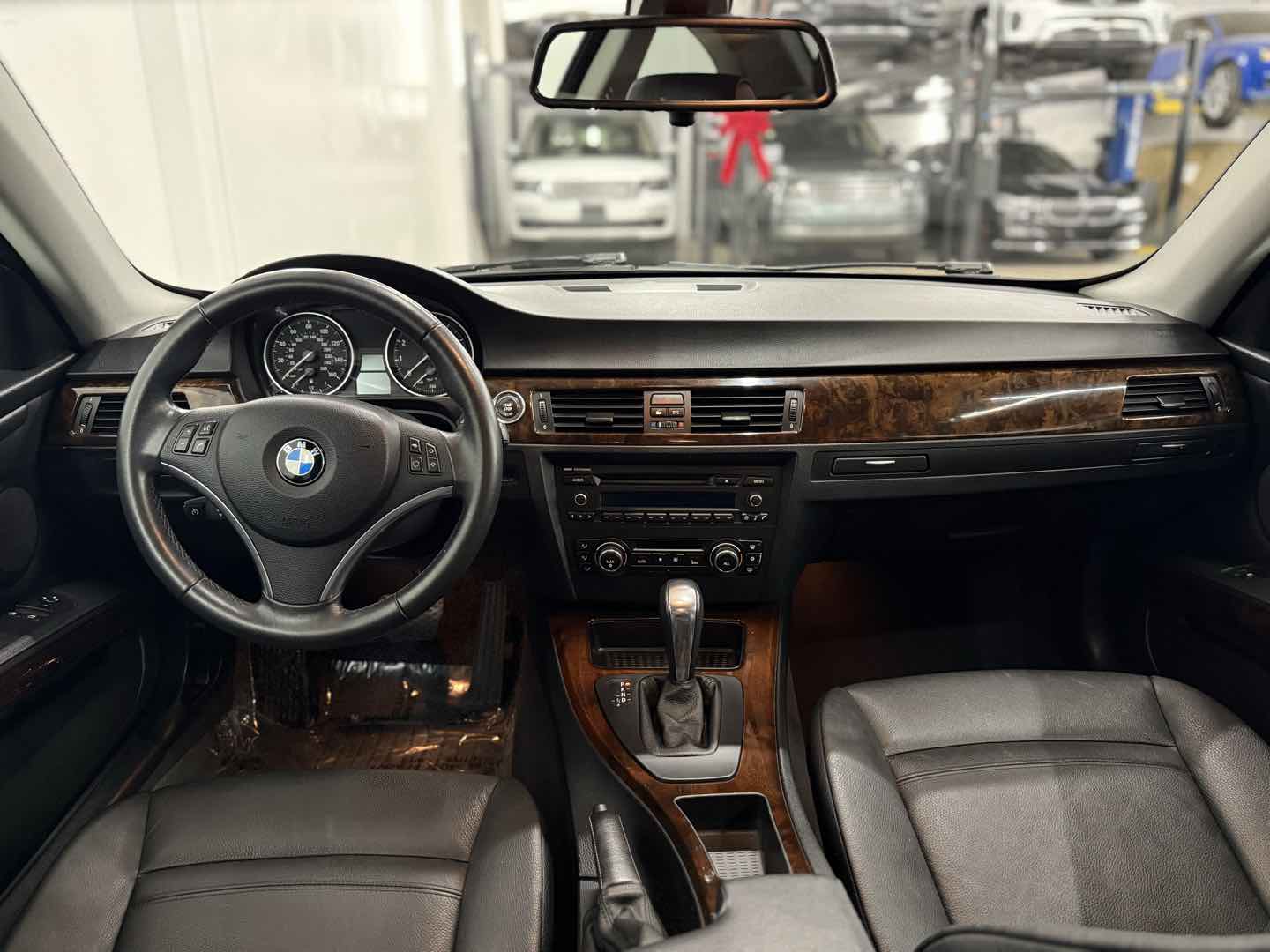 2011 BMW 3 Series 328i - Photo 19