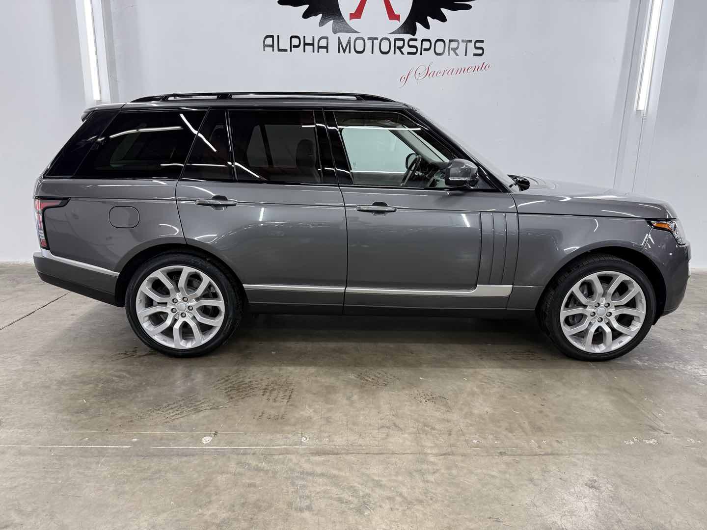 2017 Land Rover Range Rover HSE - Photo 8