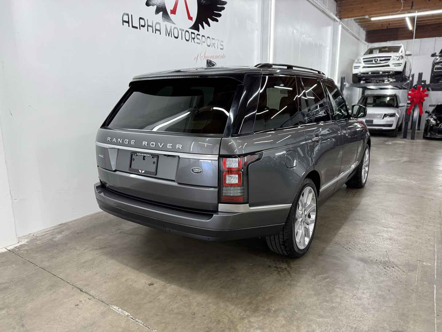 2017 Land Rover Range Rover HSE - Photo 9