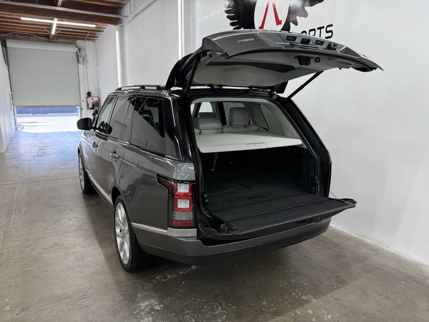 2017 Land Rover Range Rover HSE - Photo 12