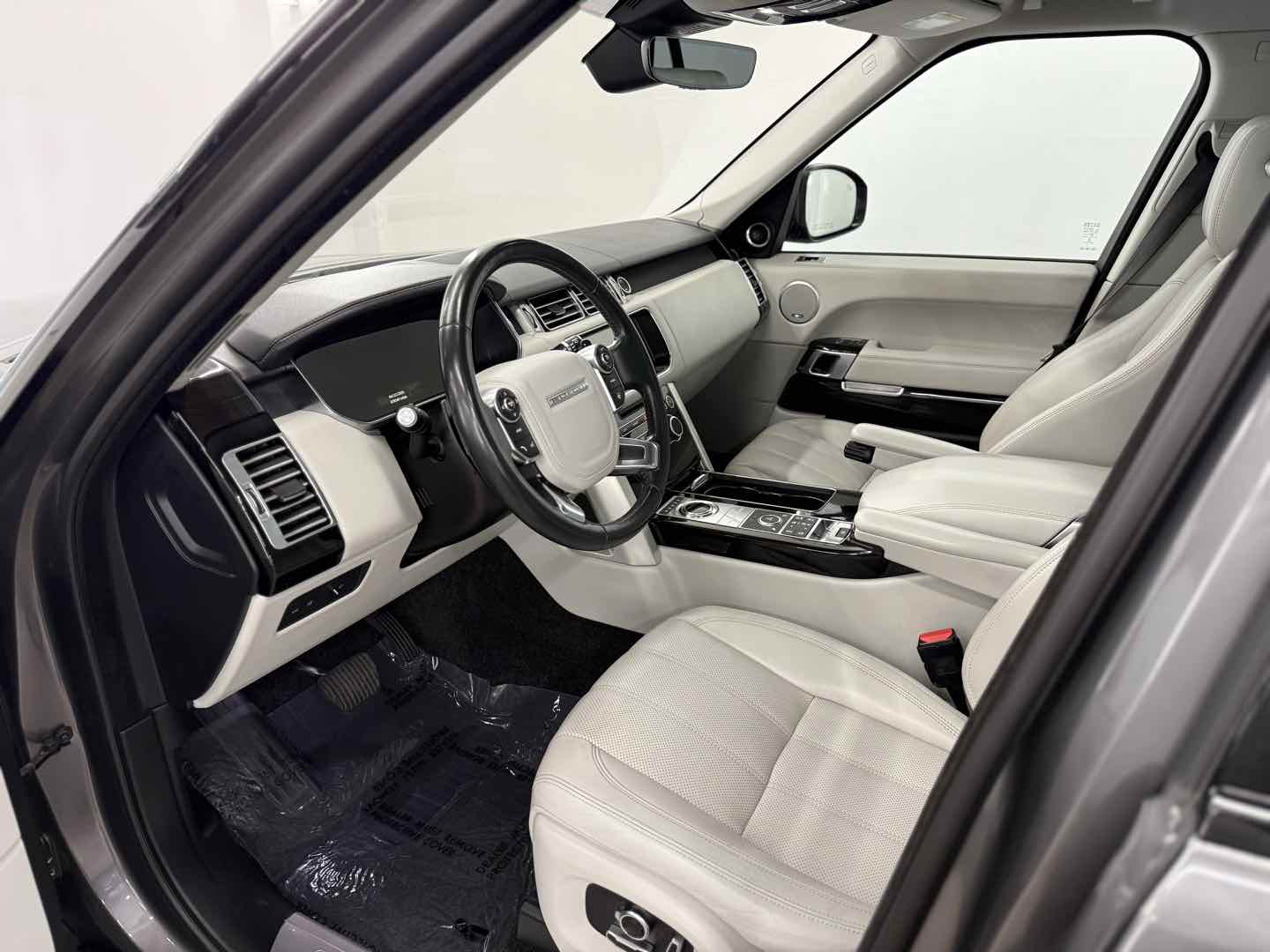2017 Land Rover Range Rover HSE - Photo 17