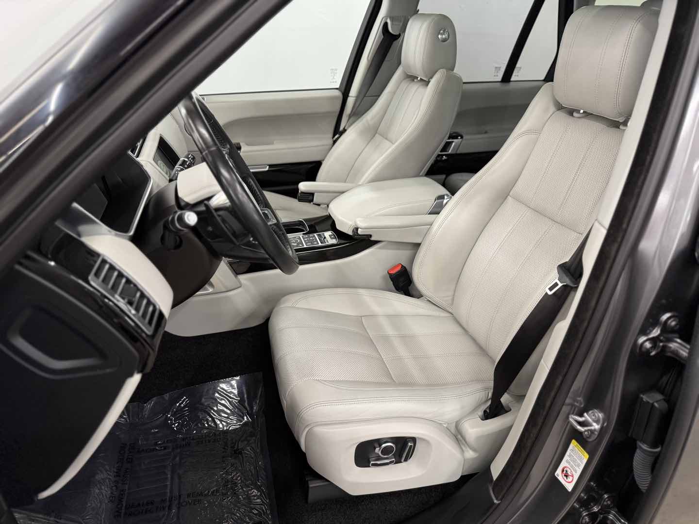 2017 Land Rover Range Rover HSE - Photo 18