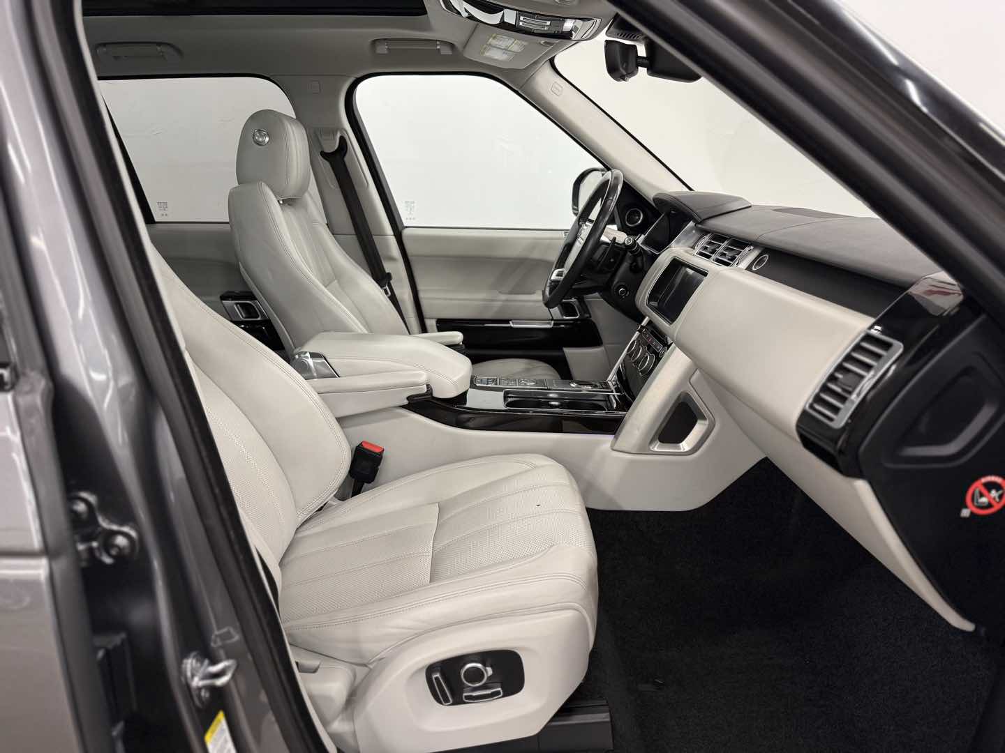 2017 Land Rover Range Rover HSE - Photo 20
