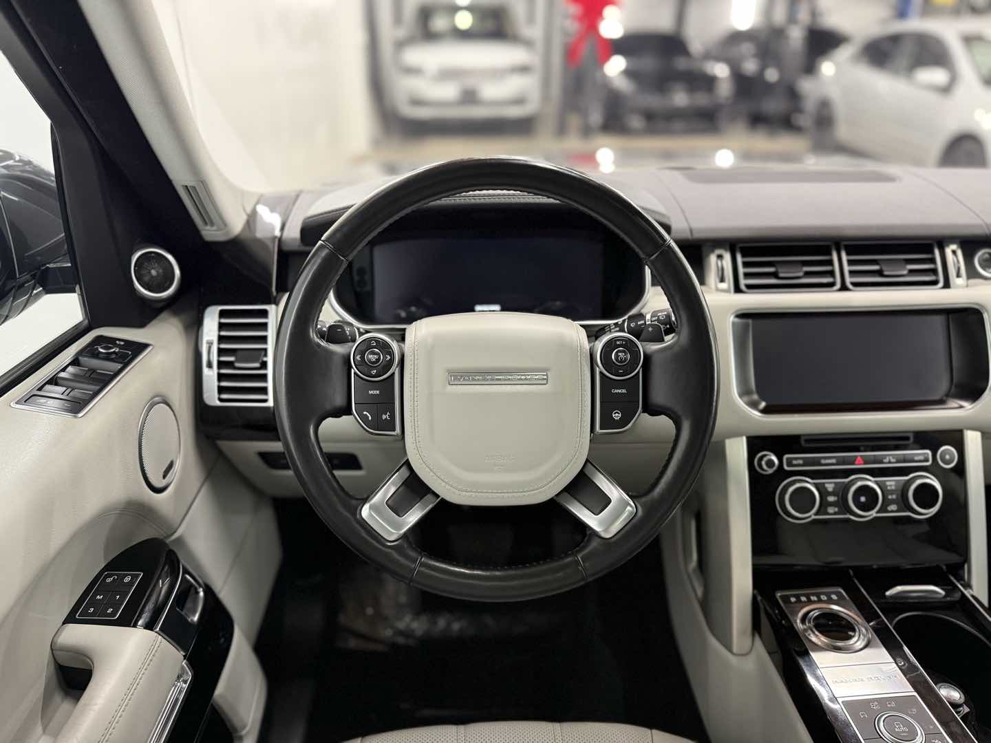 2017 Land Rover Range Rover HSE - Photo 23
