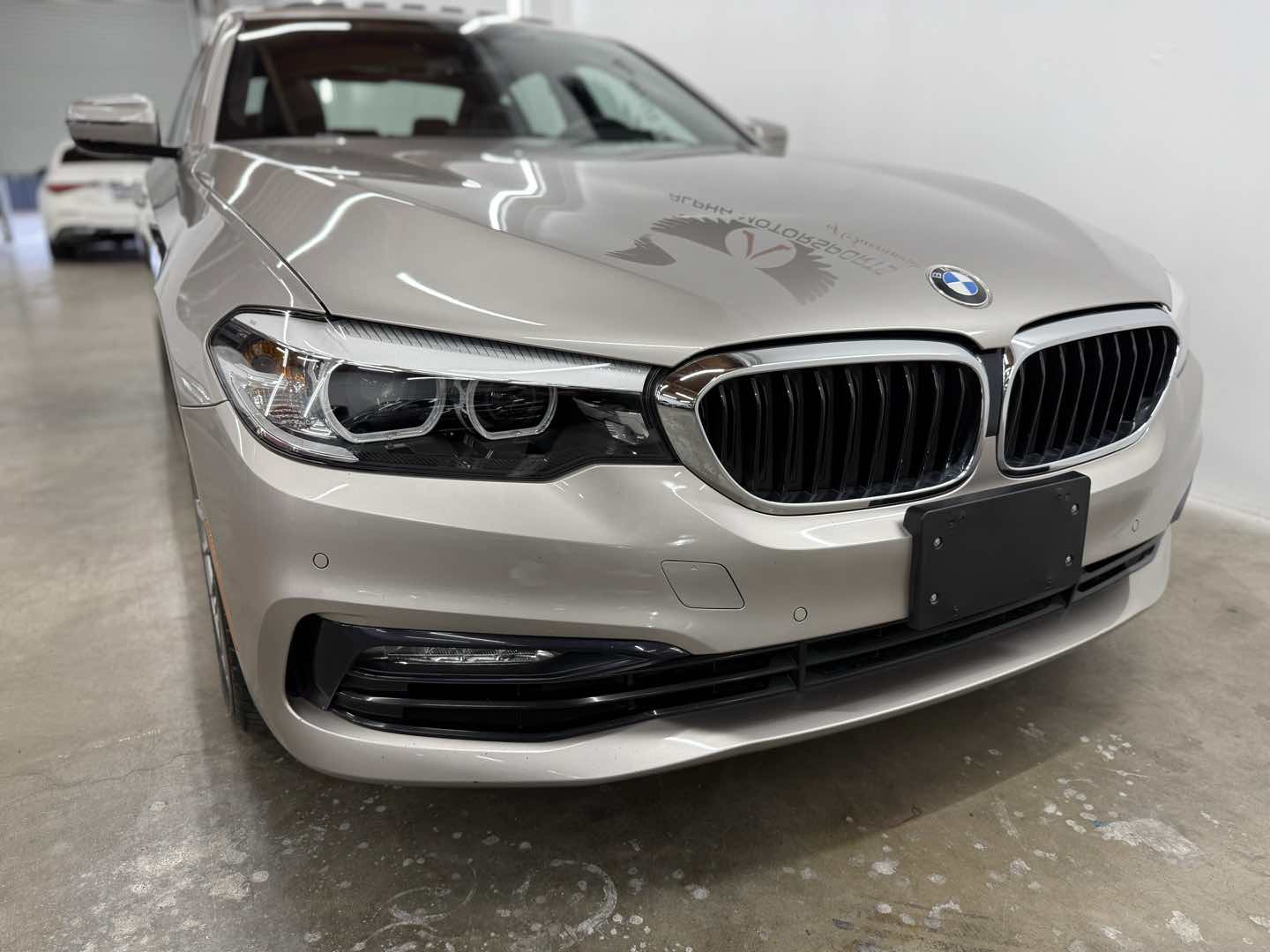 2018 BMW 5 Series 530i - Photo 11
